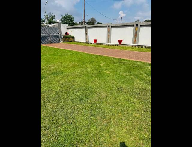 4 BEDROOM HOUSE FOR SALE IN ROBIN PARK